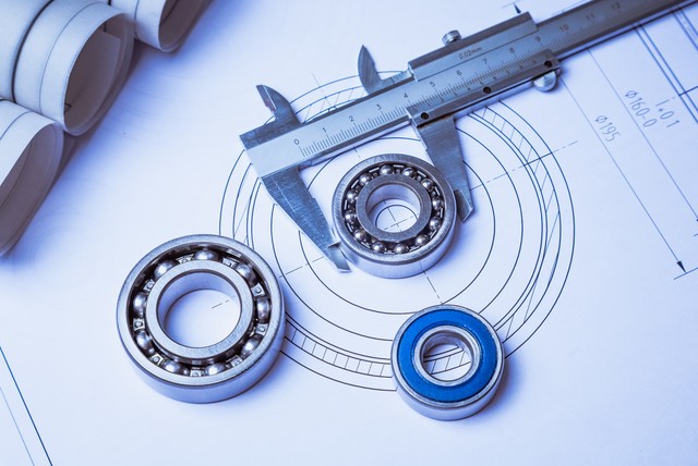 角接觸球軸承的預(yù)負(fù)荷應(yīng)該加多大？